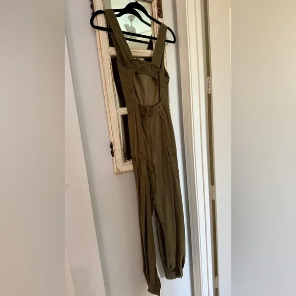 Nasty Gal Collection "Let It Cargo" Jumpsuit XXS - Picture 5 of 7